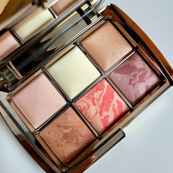 Hourglass Makeup Hourglass Ambient Lighting Edit Sculpture Palette